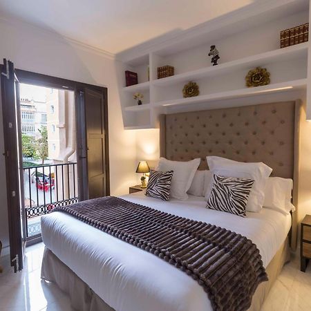 The Clock House Luxury Urban Suites Malaga Exterior photo