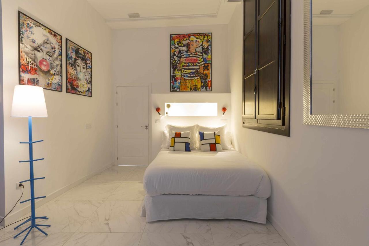 The Clock House Luxury Urban Suites Malaga Exterior photo