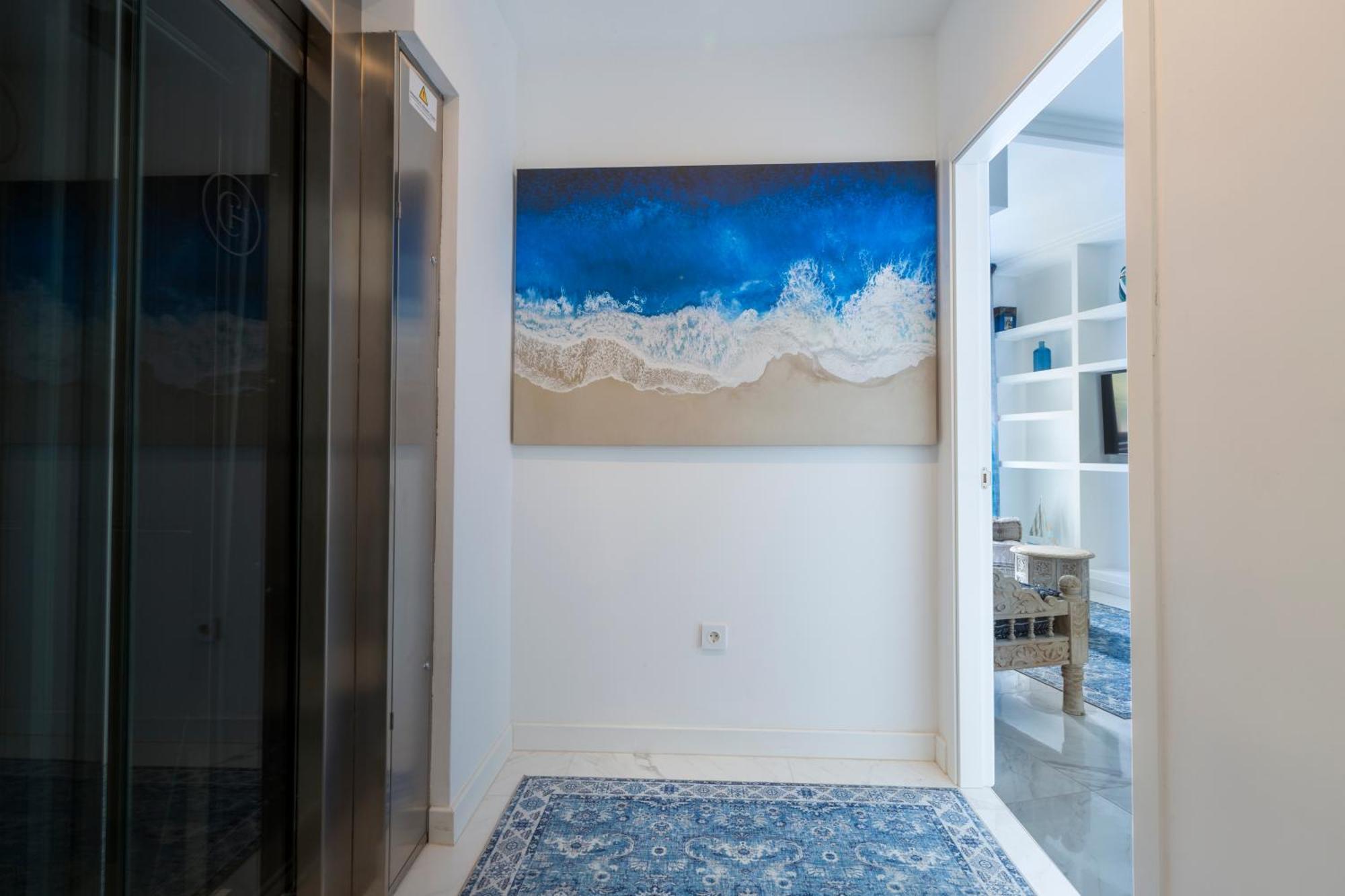 The Clock House Luxury Urban Suites Malaga Exterior photo